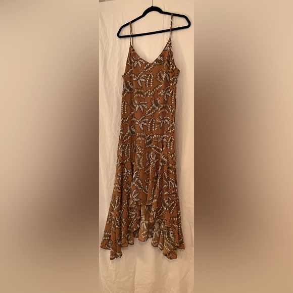 Red Dress, Size L, Mustard Coloured Dress w/feather designs - Picture 1 of 3